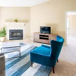 Viagem - Charlotte - Comfy 2BR W/Gym+Parking